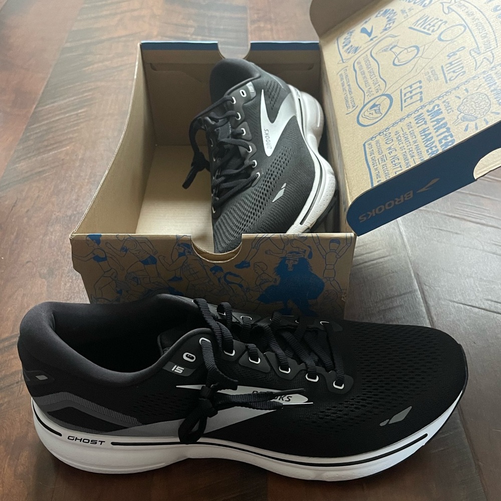 Brooks Ghost 15 Running Shoes - Black and White